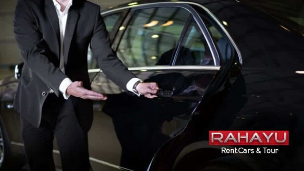 rental sewa mobil mewah vip surabaya malang profesional